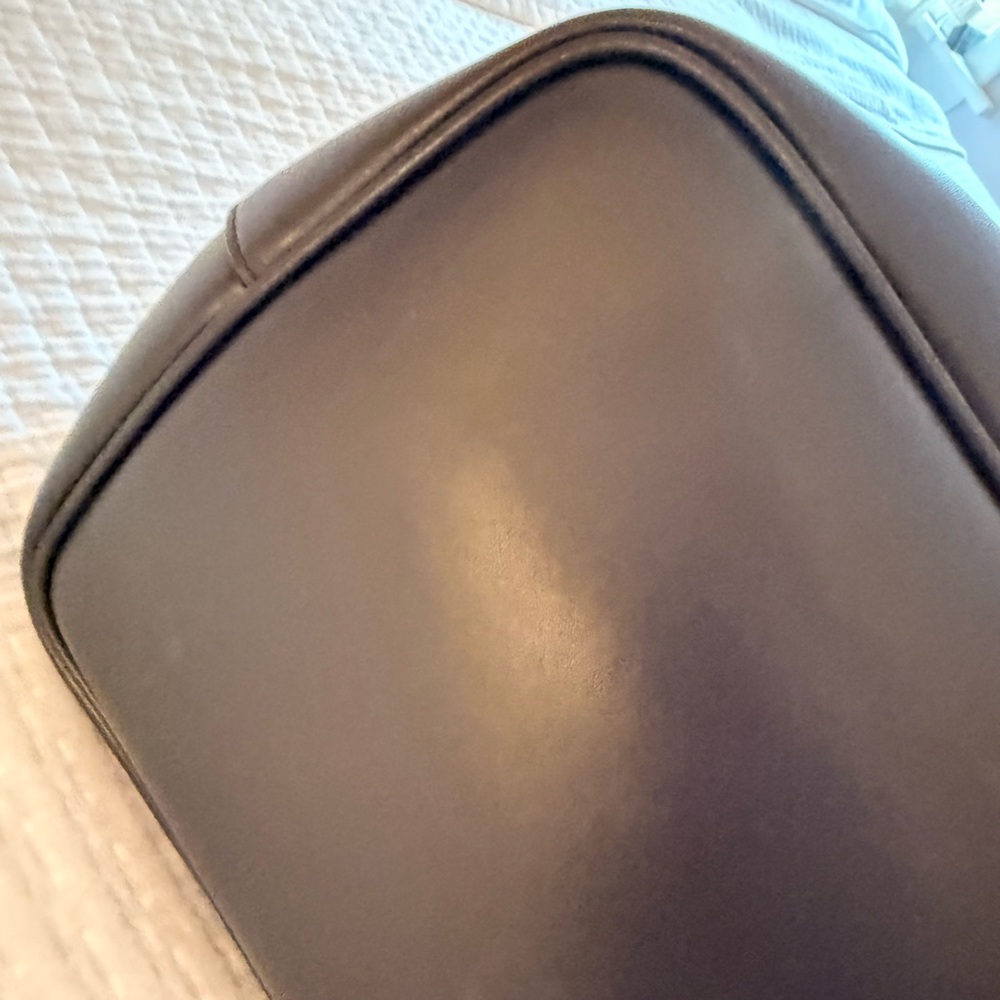 Givenchy Black and Tan Tote Bag - Picture 11 of 16